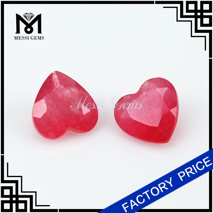 Pietra naturale Malay Jade 6x6MM a forma di cuore giada rossa